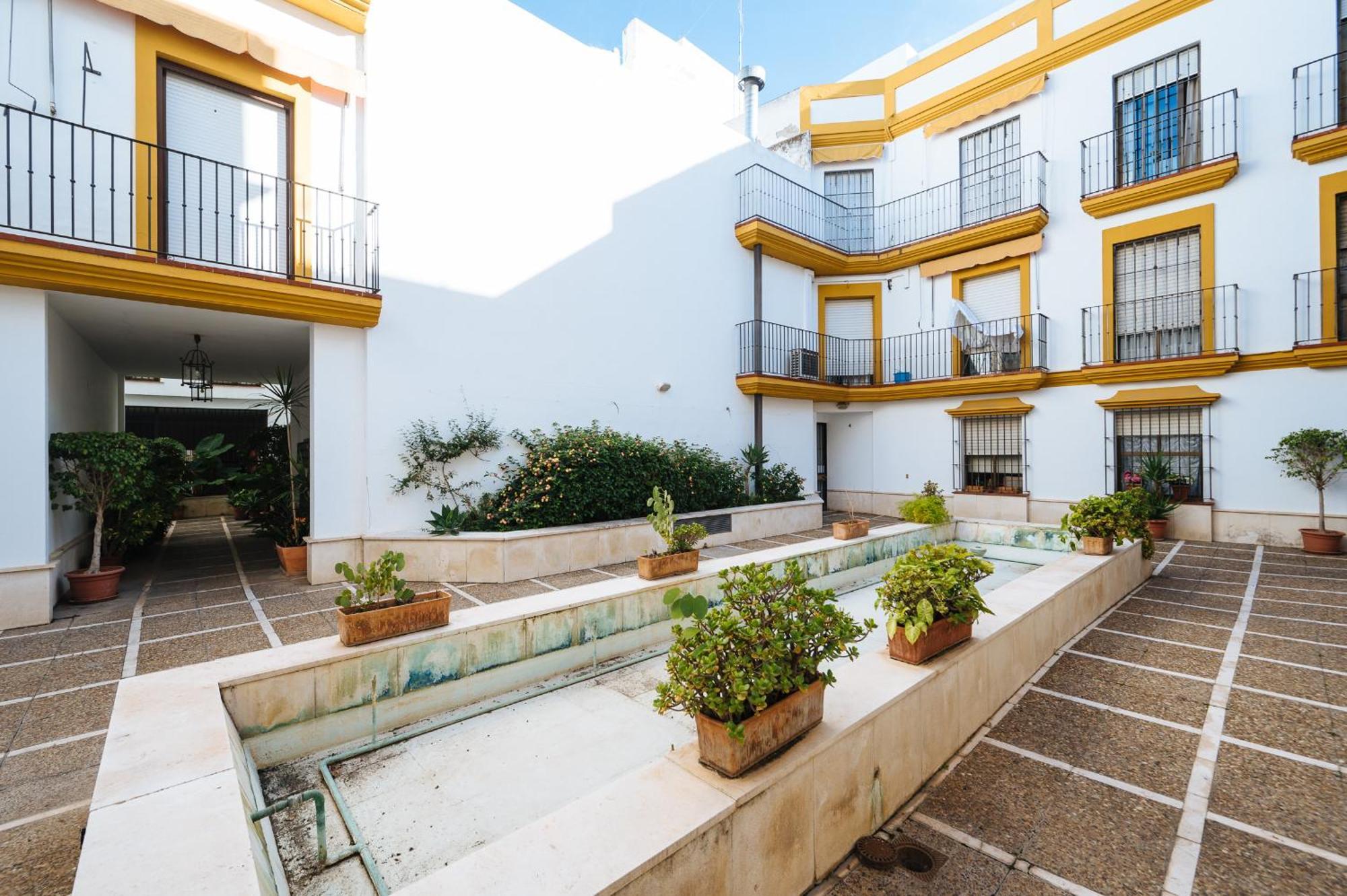 Pilsev Center Apartment إشبيلية المظهر الخارجي الصورة