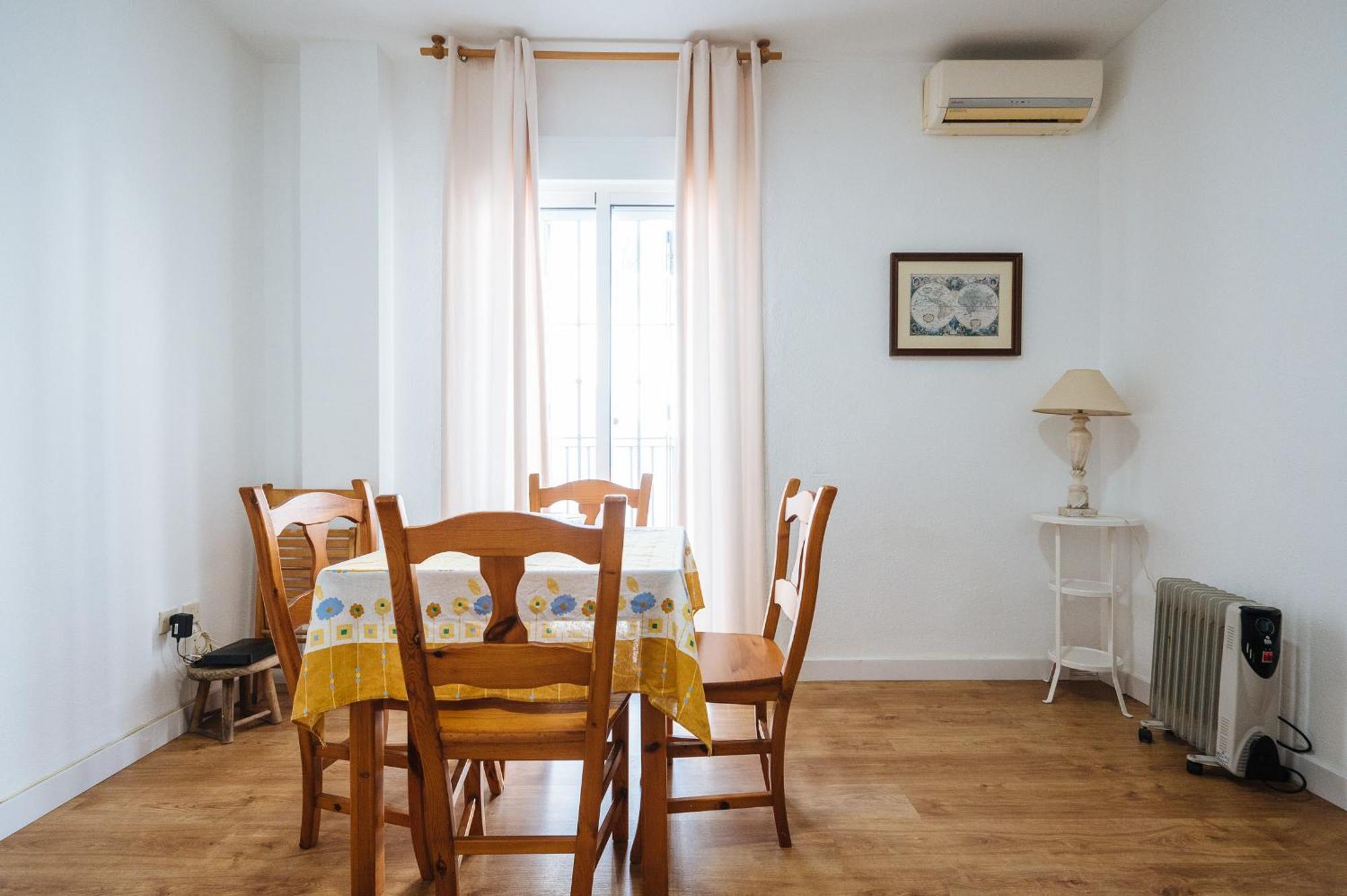 Pilsev Center Apartment إشبيلية المظهر الخارجي الصورة